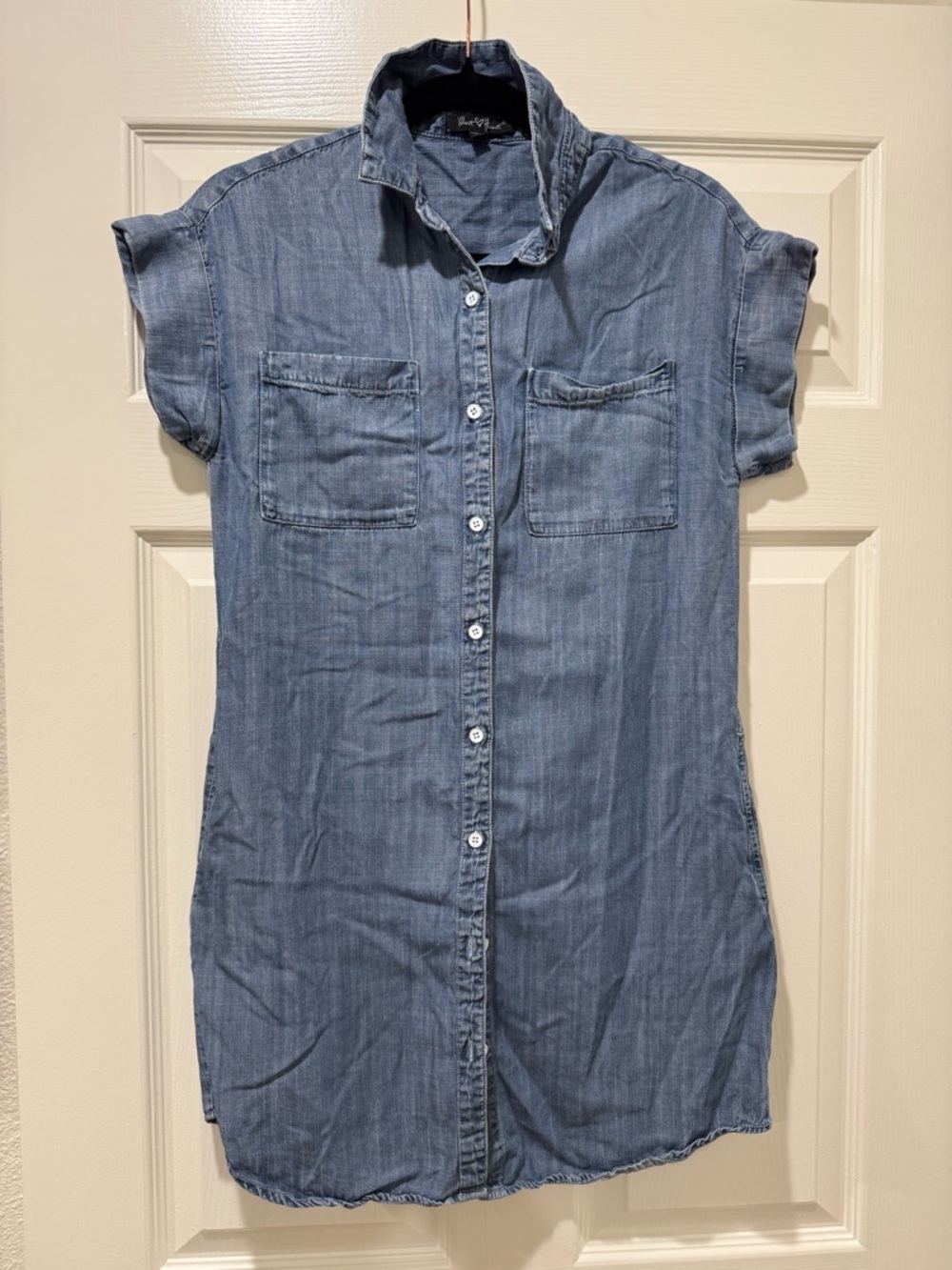 Velvet Heart Light Denim Blue Chambray Shirtdress